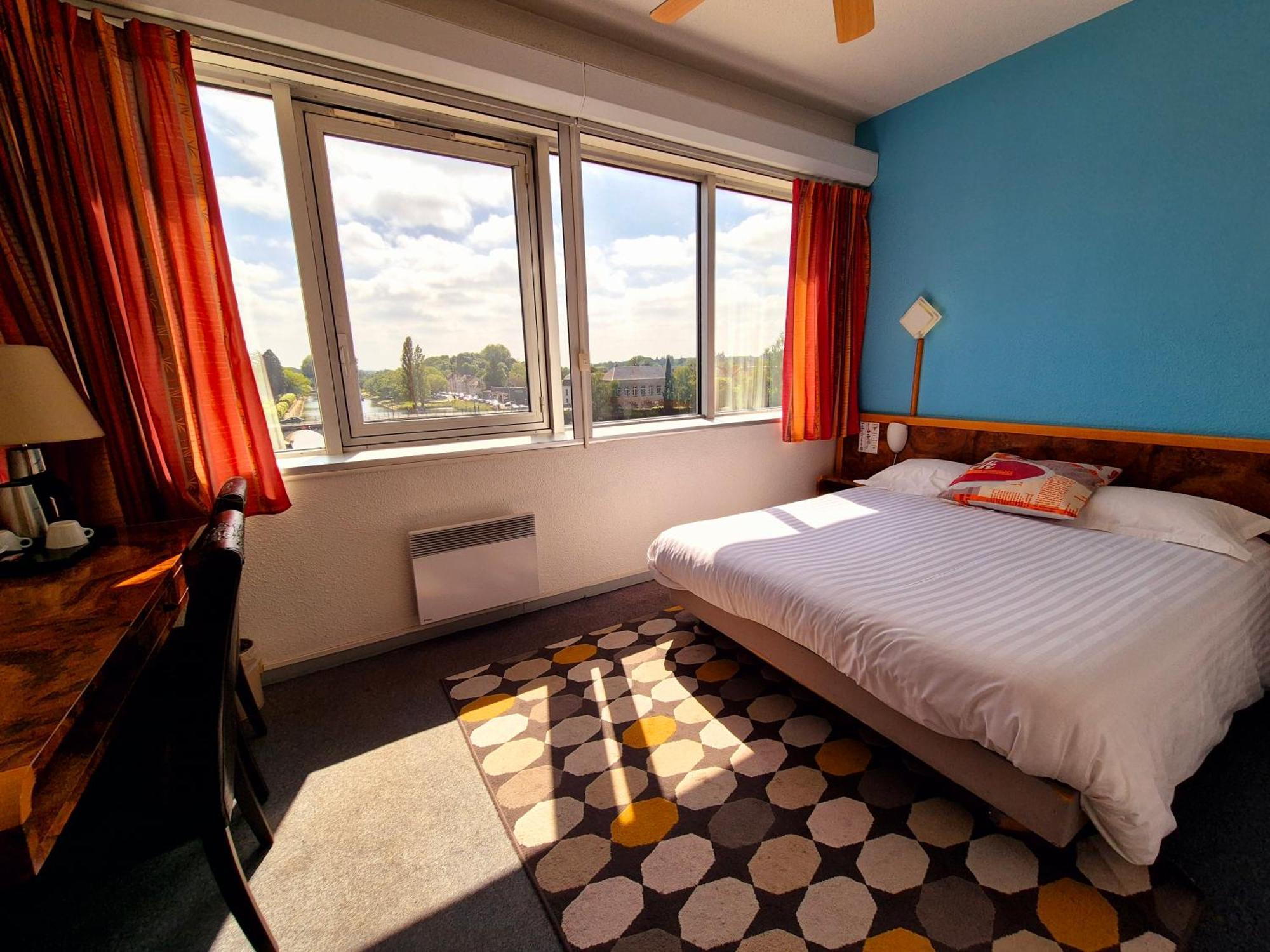 Arche Hotel Vierzon Exterior photo