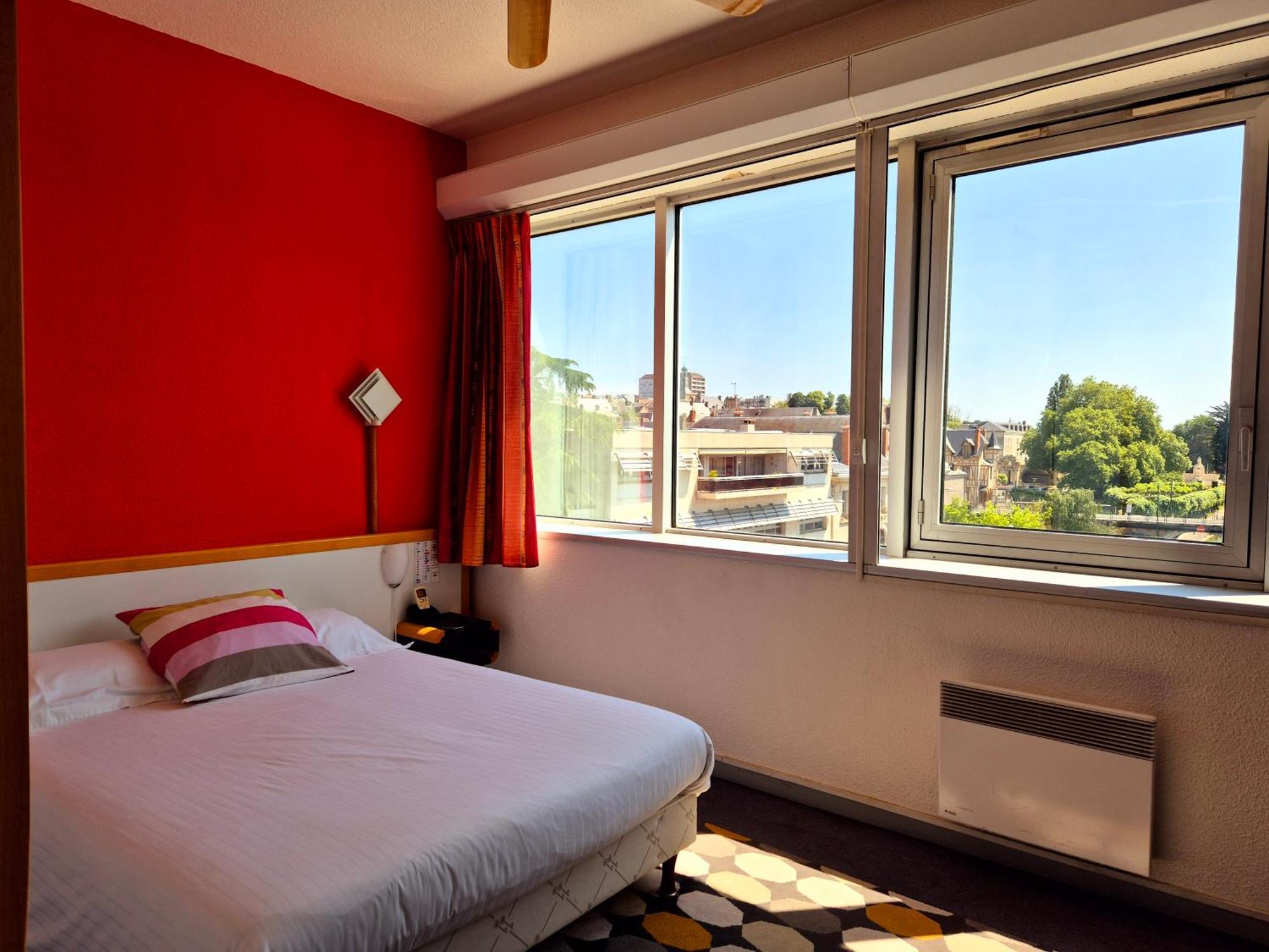 Arche Hotel Vierzon Exterior photo
